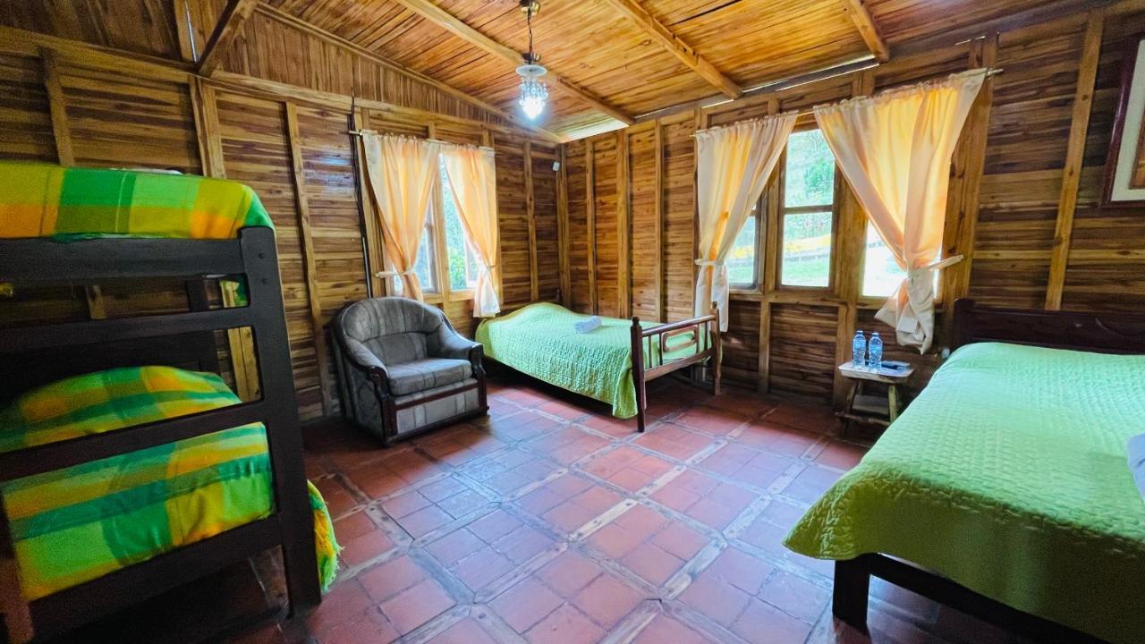 Hosteria Kasadasa Santo Domingo de los Colorados Exterior photo